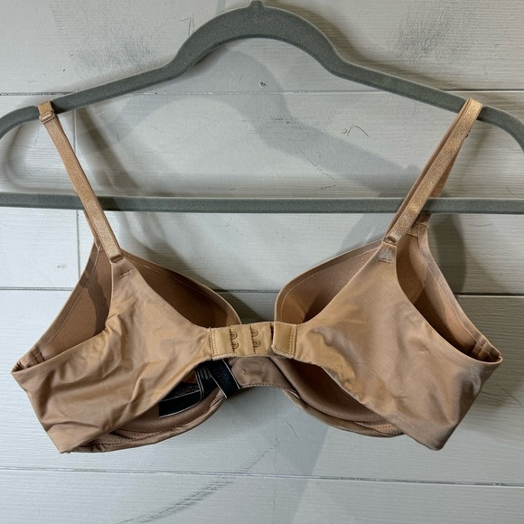 Victoria's Secret | NWOT Seamless Tan Bra So Obsessed Push Up Bra Size 34C - Picture 7 of 9